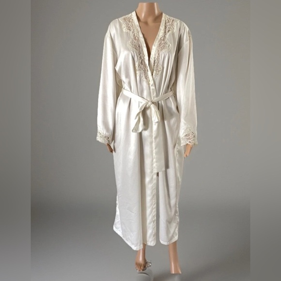 Victoria's Secret Other - VTG Victorias Secret‎ Silky Sequin Lace Robe Satin Ivory Gold Label Bridal Y2K
